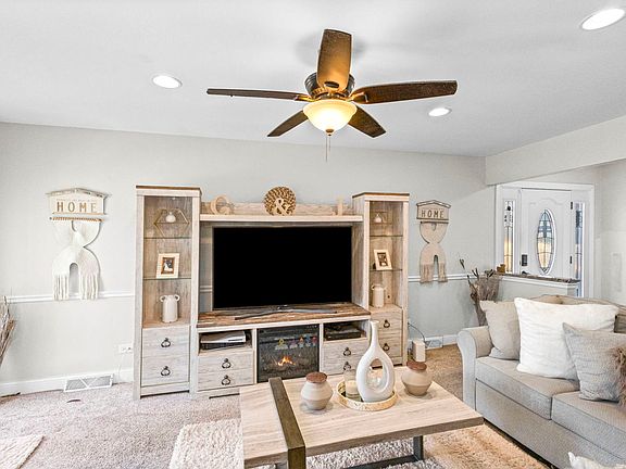 4th image of 273 Cornell Ave