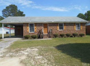 727 Carolina Dr, Dunn, NC 28334
