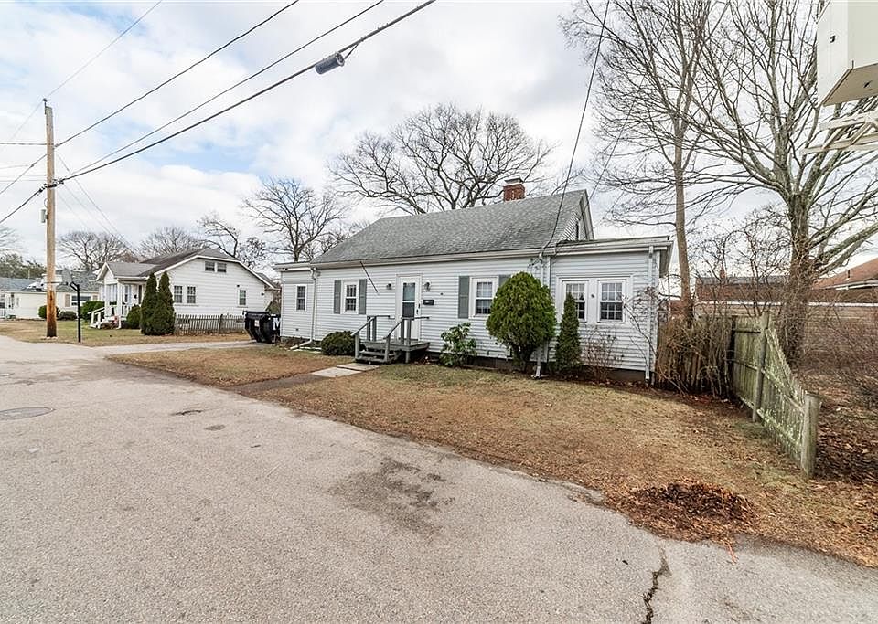 128 Fern St, Warwick, RI 02889 Zillow