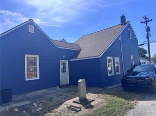 108 S Moore St, Waterloo, IL 62298