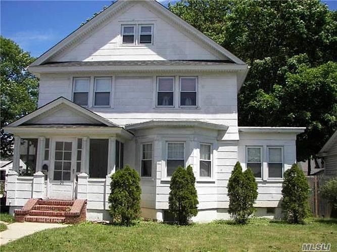1st image of 21 Parsons Dr