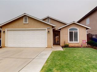 2390 N Milburn Ave, Fresno, CA 93722