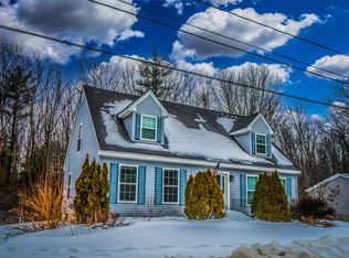 22 Deerfield Ct, Rochester, NH 03868