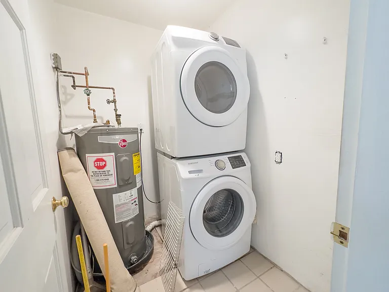 103 Cedar St #2 — Photo 10