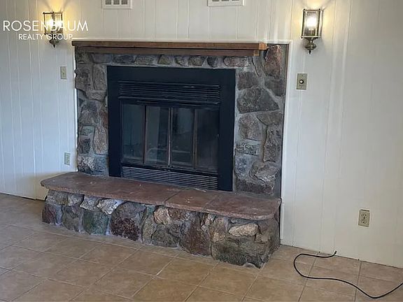 5th image of 3611 E Glenn St Unit 1