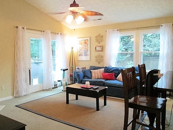 4th image of 4406 Cottendale Dr