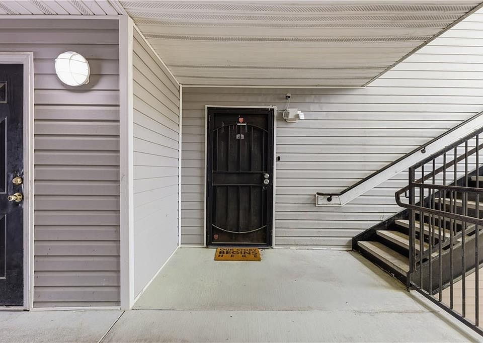 1st image of 6203 Fairington Ridge Cir