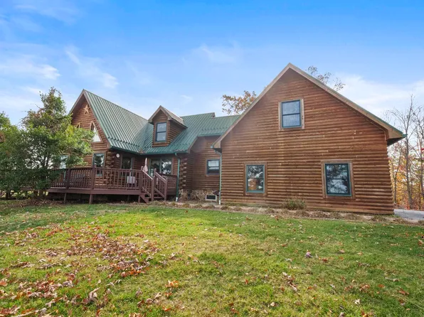 4122 McGuire Dr, Catlettsburg, KY 41129