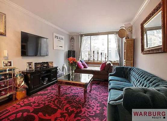 Sold by Warburg | media 14