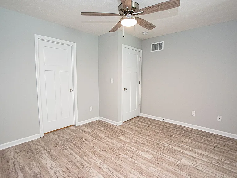 500 Eagle Pointe Dr — Photo 27