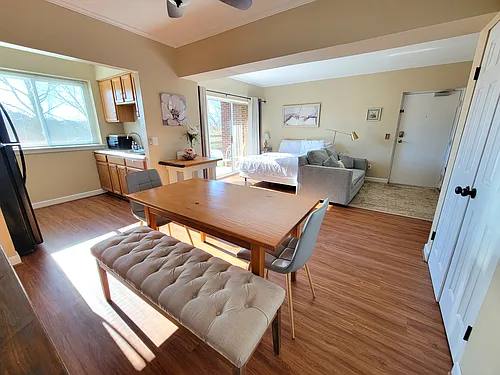 1604 Monticello Ave #B Photo 1