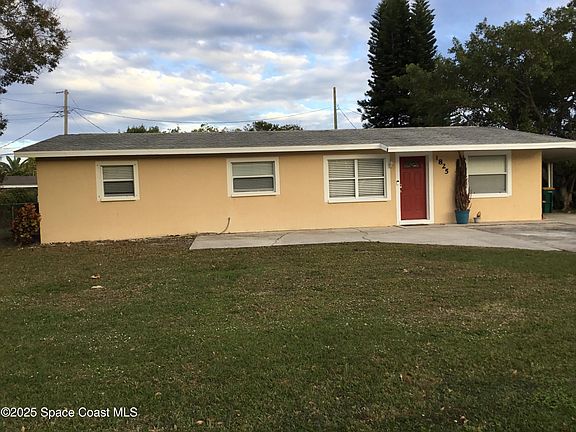 4th image of 1825 Oakwood Dr