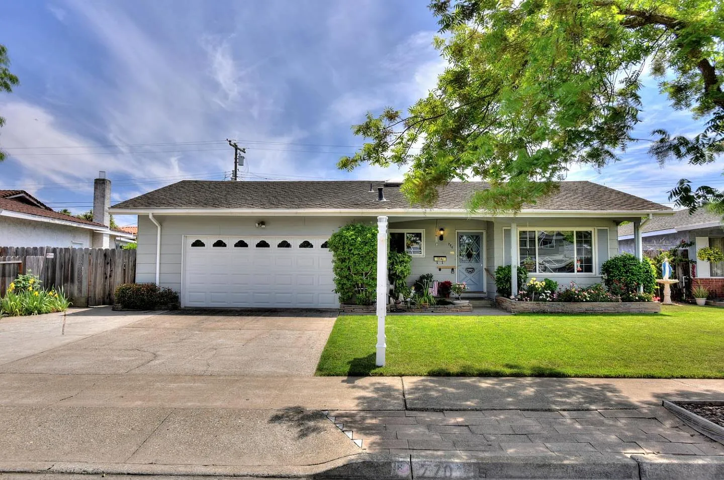 770 Carla Way photo 1