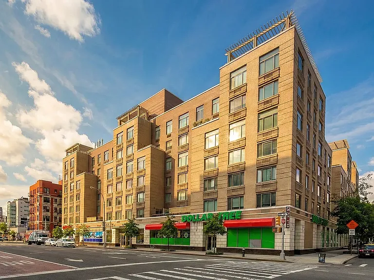 1955 1st Ave #634 — Photo 9