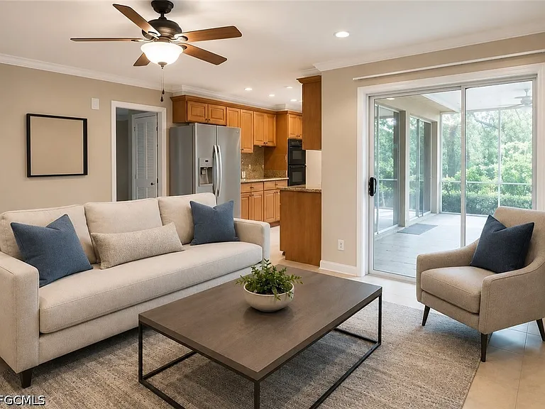 4479 Lakewood Blvd — Photo 9