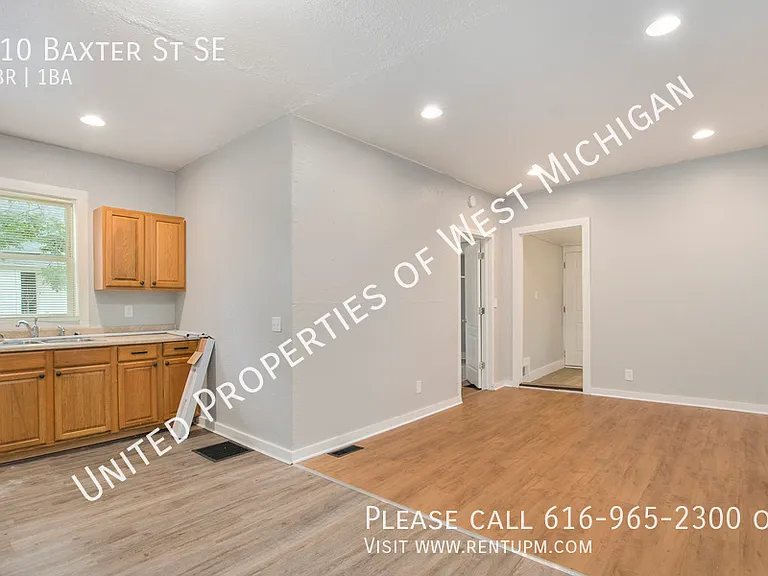 710 Baxter St SE — Photo 7