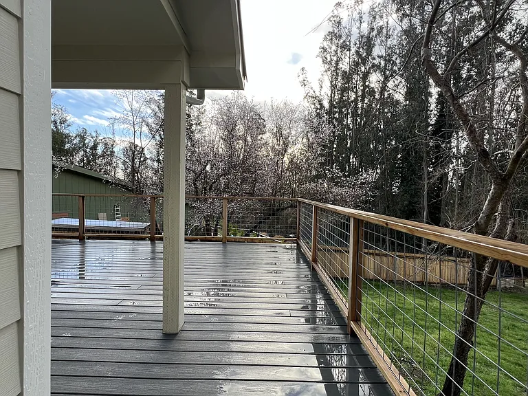537 Bayside Rd — Photo 6