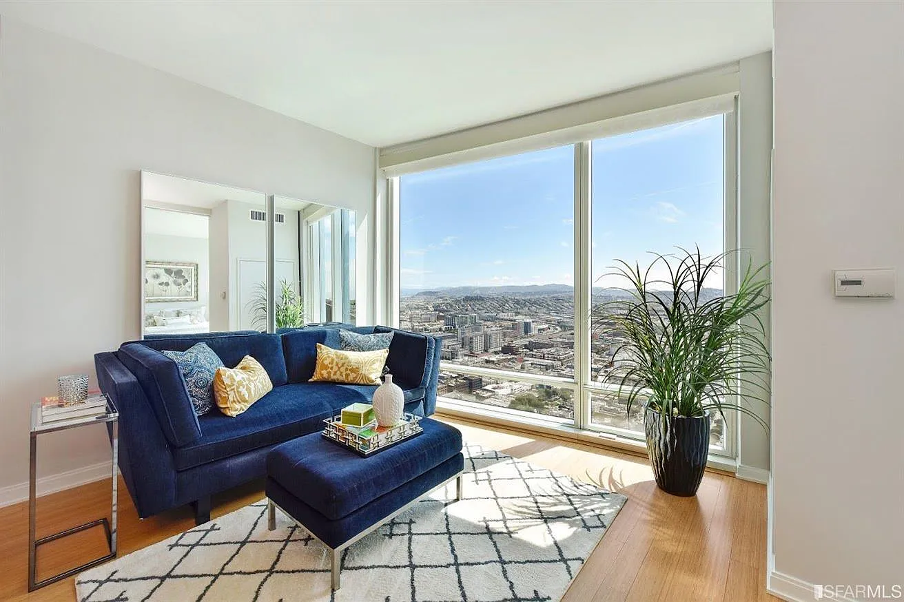 1 bed, 1.0 bath, 605 sqft, $5,200 — Photo 3