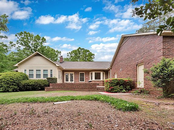 2nd image of 104 Glen Eagle Ct