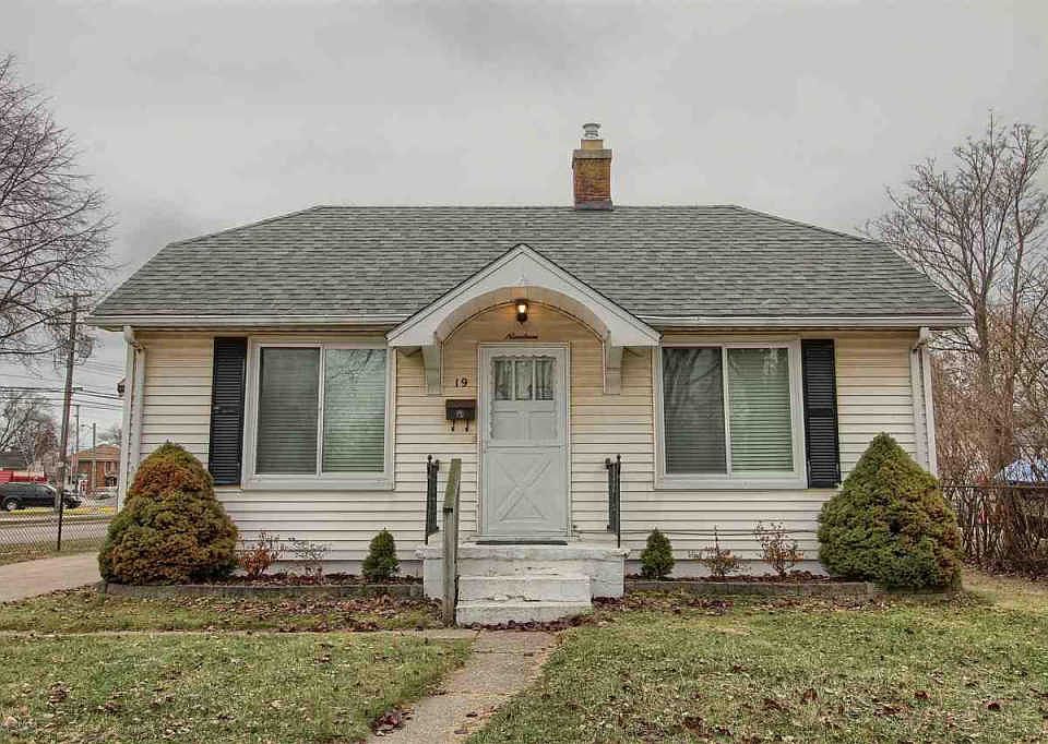 1st image of 19 Clair Ave