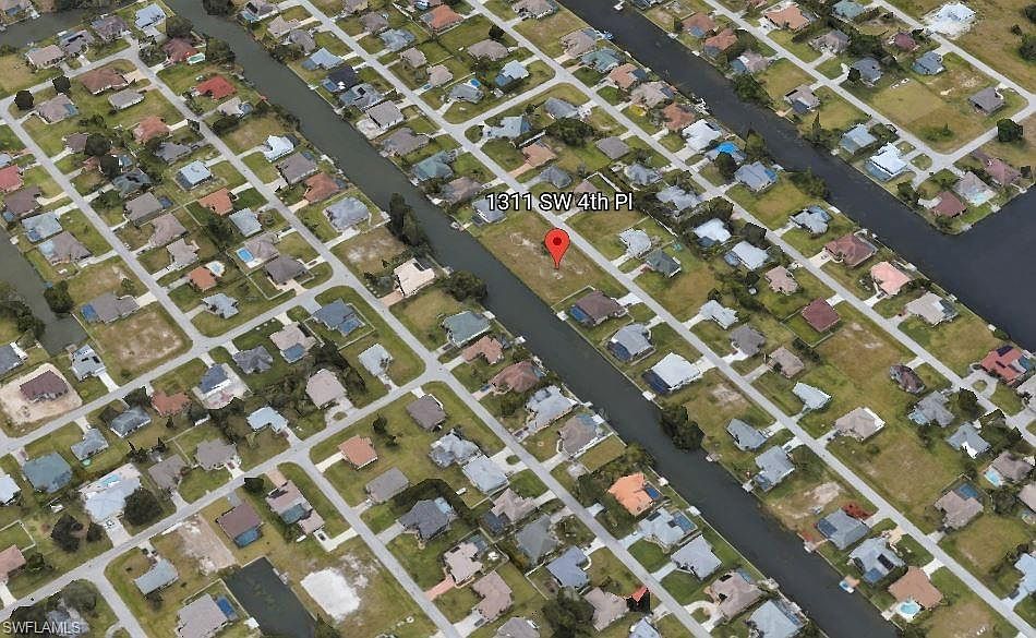 1st image of 1311 SW 4th Pl