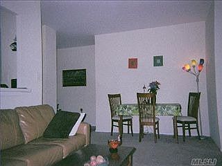 3rd image of 100 West Broadway