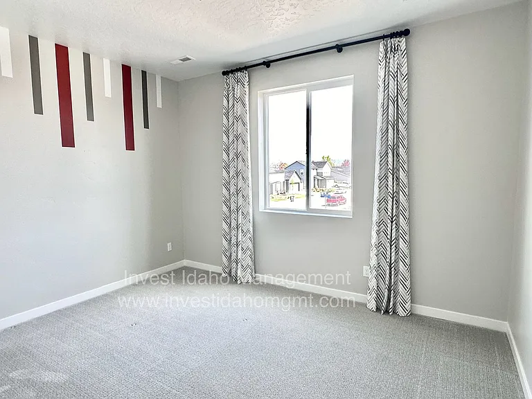 373 N Stone Canyon Ln — Photo 14