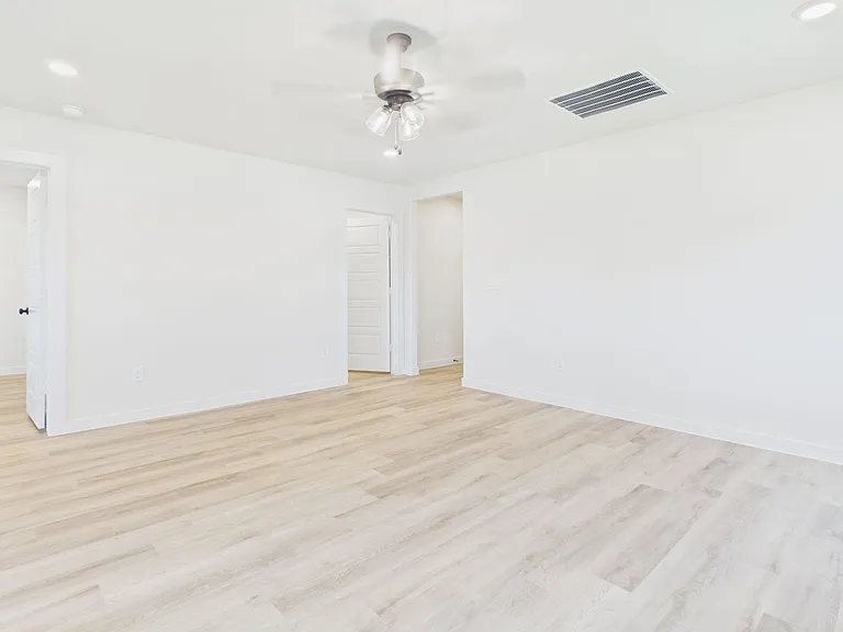 2757 Paisley Rd — Photo 5