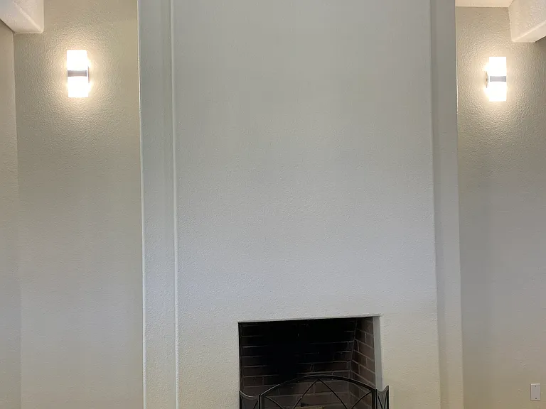 5091 Breakers Ln — Photo 11