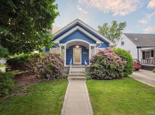 34605 Elm St, Wayne, MI 48184