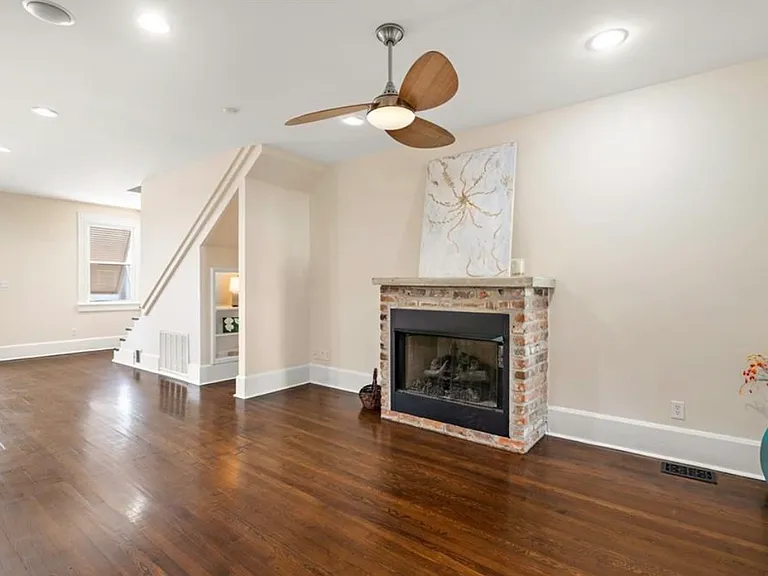 5815 S Robertson St — Photo 3