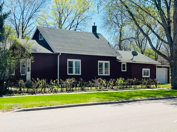 605 Beach Ave SE, Huron, SD 57350