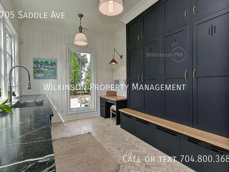 9705 Saddle Ave — Photo 17