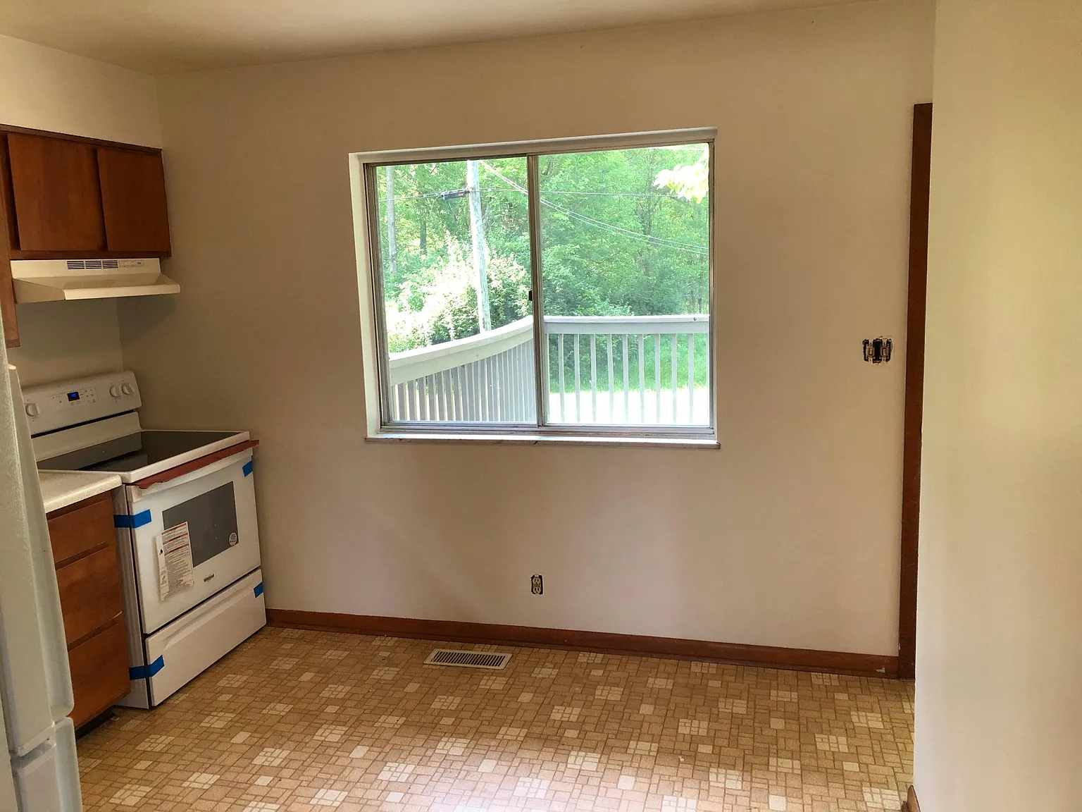 2 bed, 850 sqft, $1,200 — Photo 4