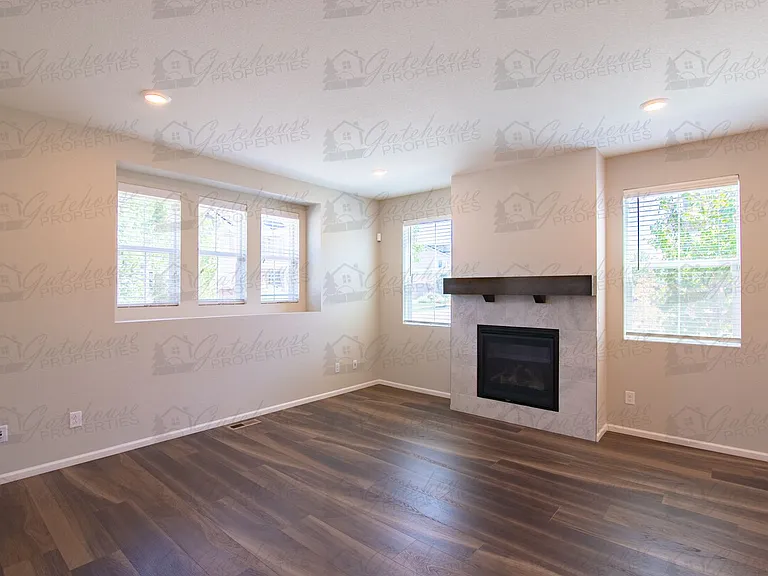 10294 E 59th Ave — Photo 6