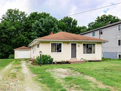 488 Massillon Rd, Akron, OH, 44306