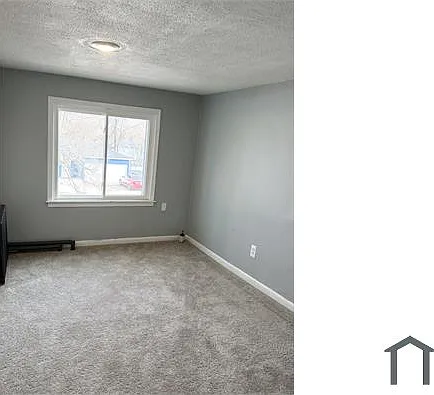 21073 Helle Ave — Photo 6