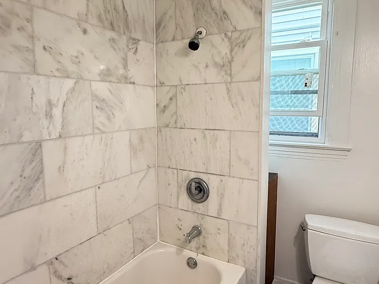 12 Kent St #2 — Photo 12