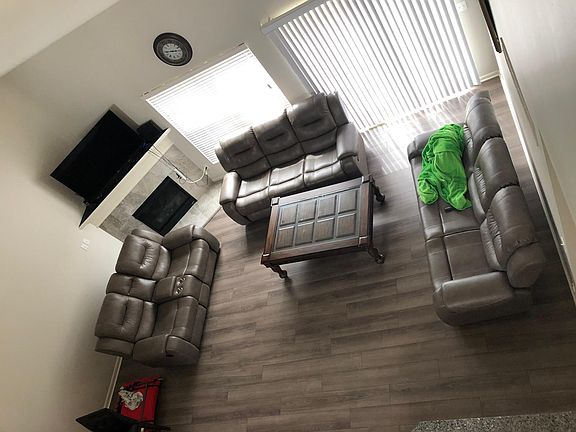 5th image of 23888 White Pine St