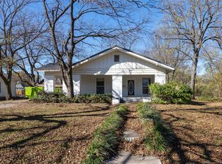 319 D St SW, Ardmore, OK 73401