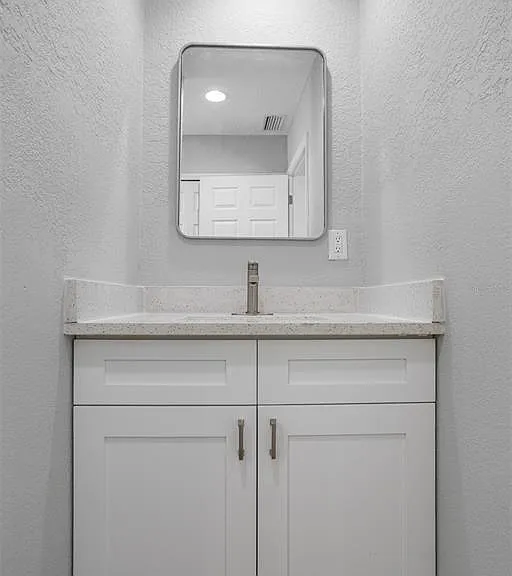 711 Bayshore Dr — Photo 28