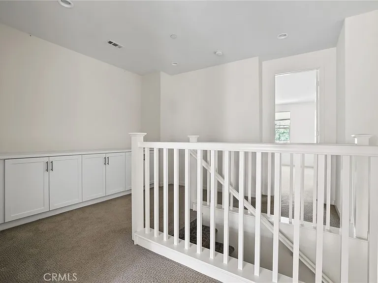 216 Finch — Photo 20