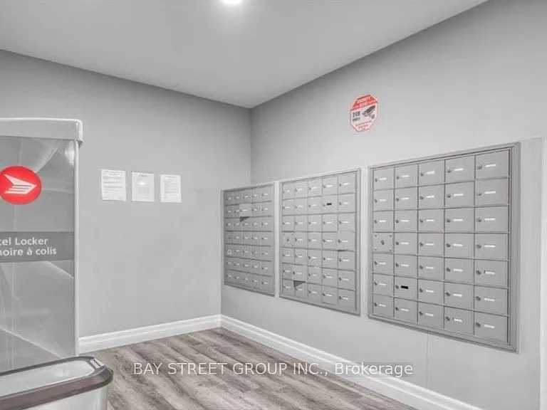 501 Frontenac St #213 — Photo 13