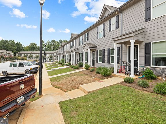 3rd image of 100 Lena Ln #7