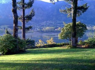 602 Skamania Landing Rd, Stevenson, WA 98648
