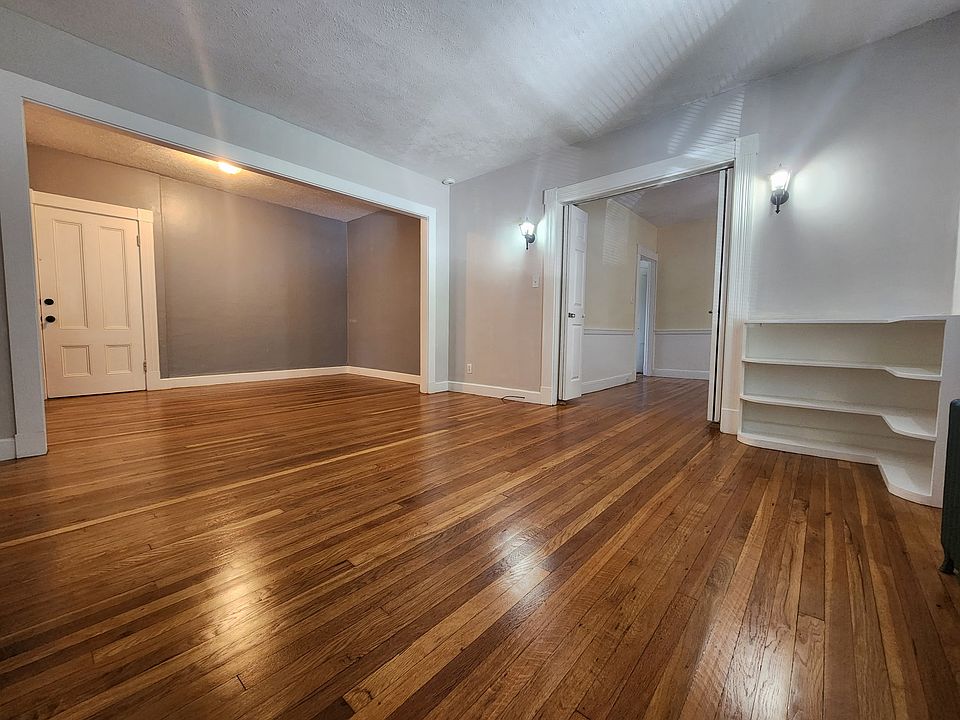 1st image of 290 Highland Ave #1