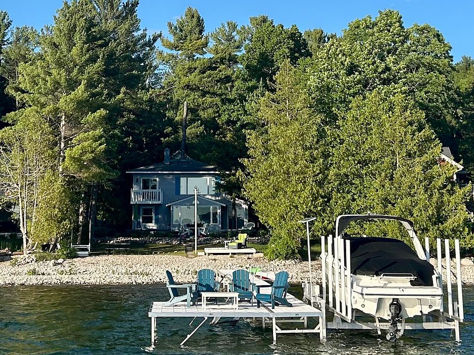1st image of 3944 Springwater Beach Rd