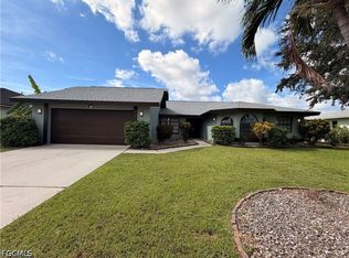 416 SW 37th Ter, Cape Coral, FL 33914