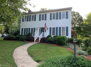 5049 Cobblestone Rd, Winston Salem, NC 27106