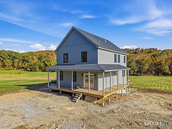 4th image of 427 Fitchville Road